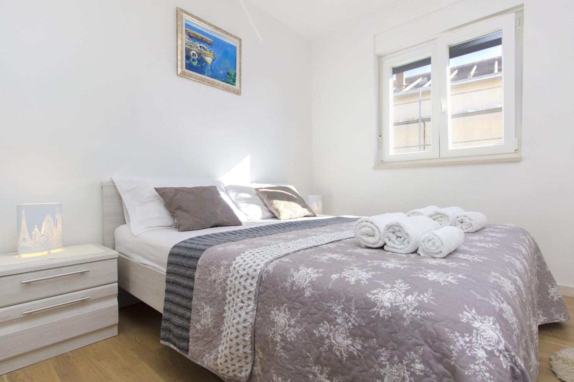 Apartments Luka فوديس الغرفة الصورة