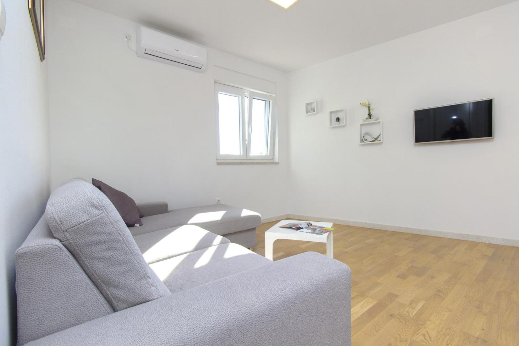 Apartments Luka فوديس الغرفة الصورة